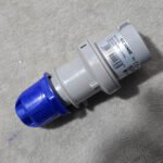 Fiche Mobile Industrielle Scame 16A 2P+T 230V IP44 - Réf 213.1633