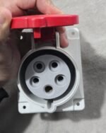 Prise Industrielle Encastrable 32A 3P+N+T IP44 - Scame 413.3267 – Image 3